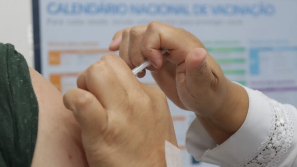 Vacinação contra gripe e Covid