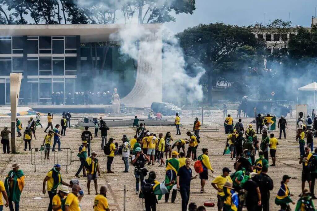STF investiga atos antidemocráticos de 8 de janeiro