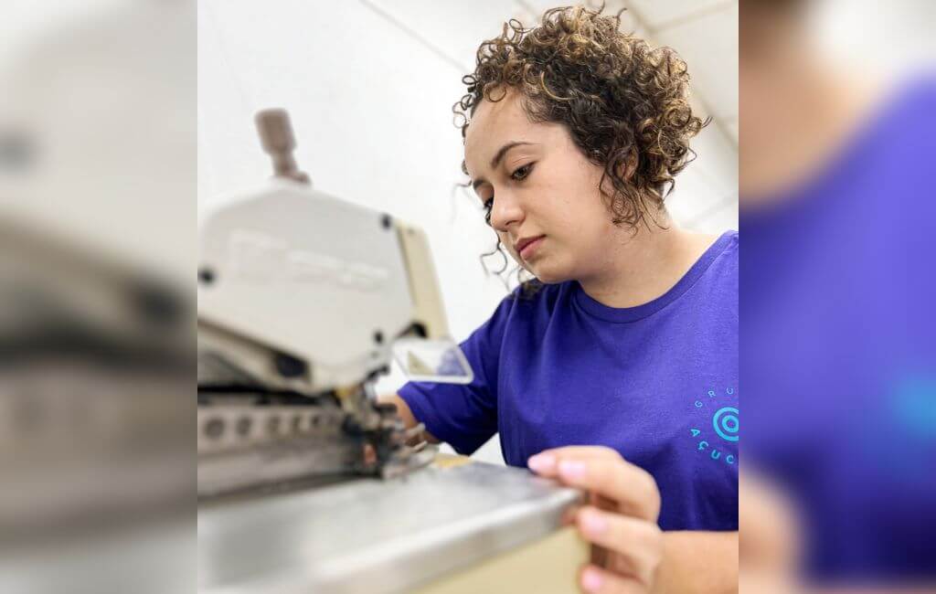 Kamyla segue os passos na profissão que herdou da mãe, Adriana