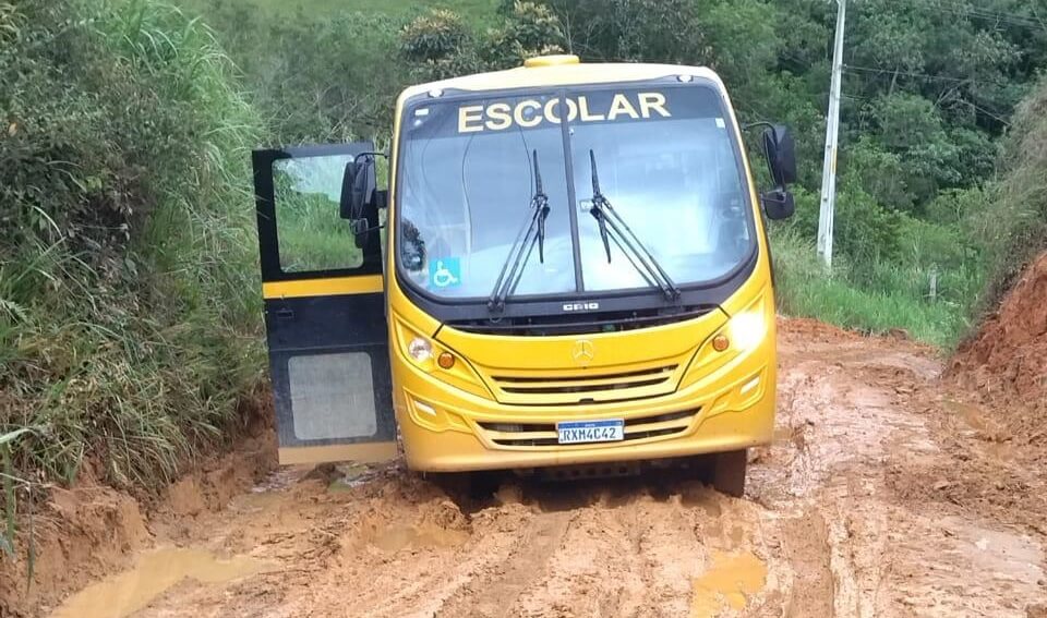 Péssimas condições de rodovias revoltam moradores na Grande Florianópolis 5