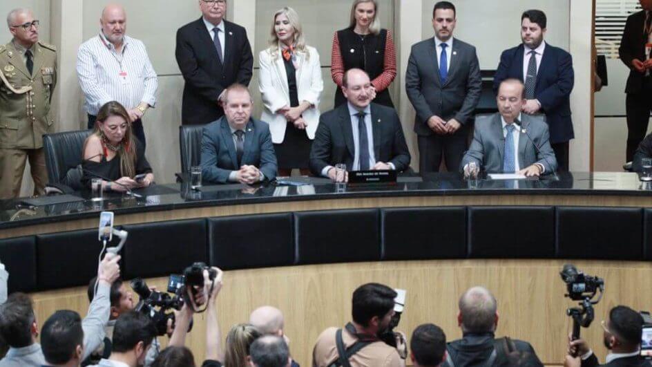 Projeto do Universidade Gratuita entregue à Alesc prevê parte dos critérios para contrapartida dos alunos