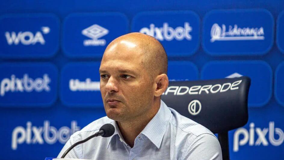 Executivo William Thomas deixou o Avaí em abril de 2022