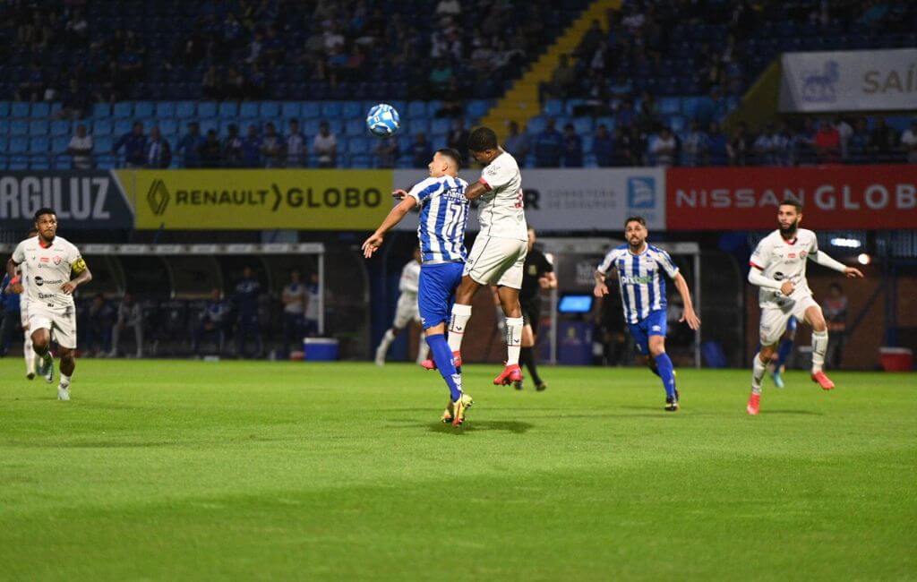 Gol do Avaí foi marcado por Waguinho