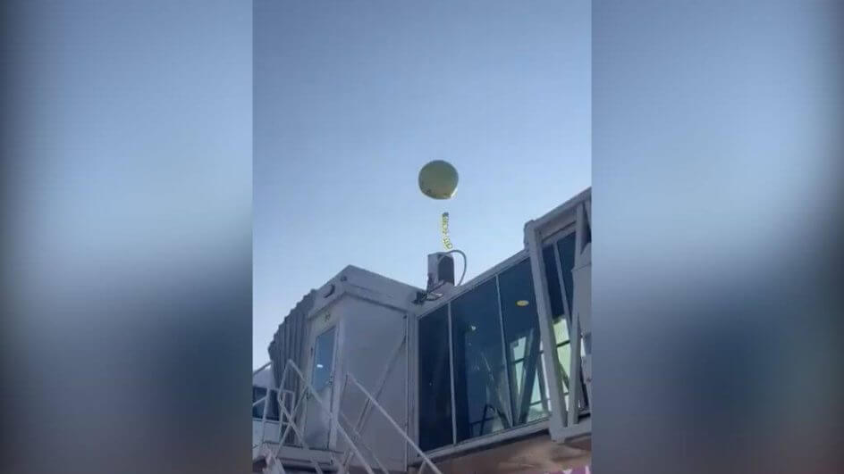 Balão em aeroporto