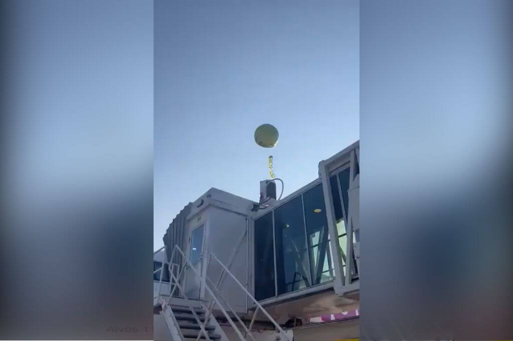 Balão em aeroporto