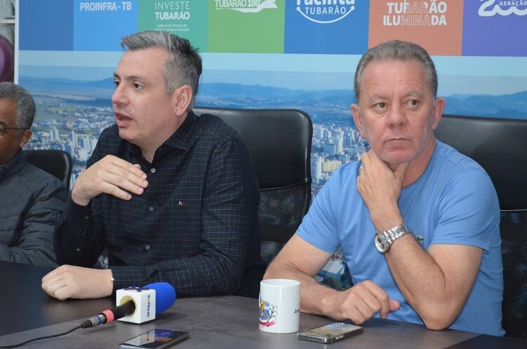 Caio Tokarski com Joares Ponticelli