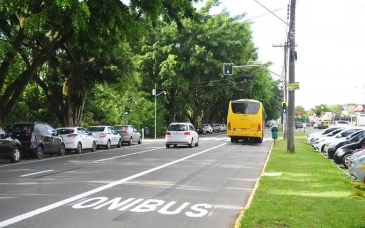 Joinville tem 31 km de corredores de ônibus