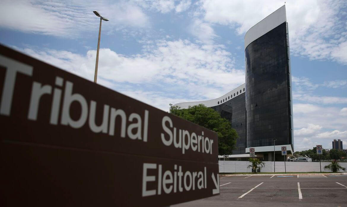 Imagem da faixada do tribunal superior eleitoral