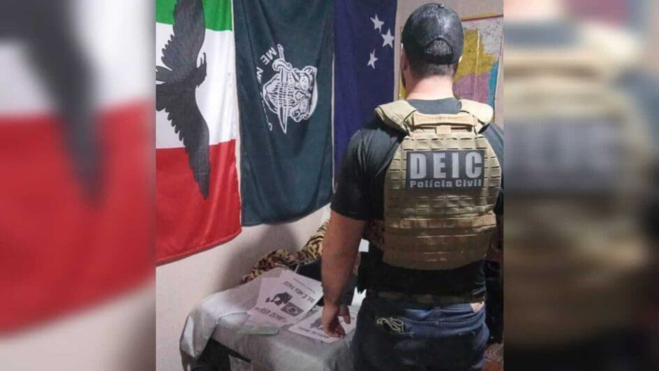 operação da polícia civil de sc apreende bandeiras no pr