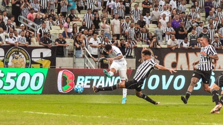 Avaí empata com o Ceará na Série B