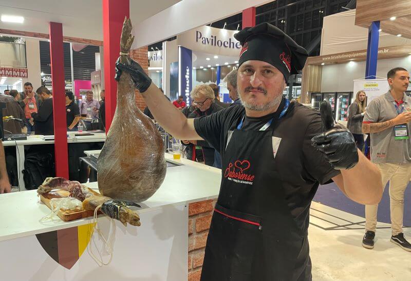 Presunto similar ao jamón pata negra