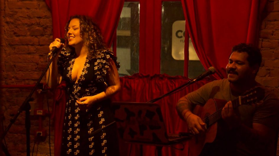 Mia Sônego e Jean Scheibe se apresentam no dia 12 de junho.