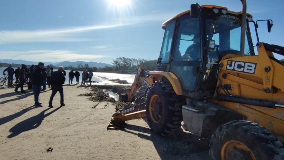 Obra garante a saúde da lagoa e a entrada de peixes e larvas de camarão
