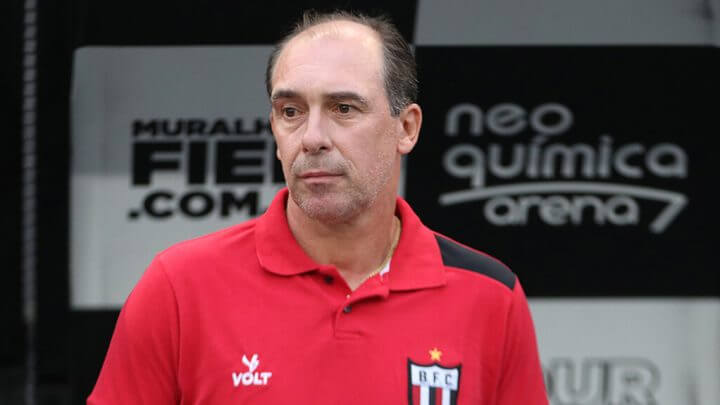 Paulo Baier chega nesta quinta ao Figueirense