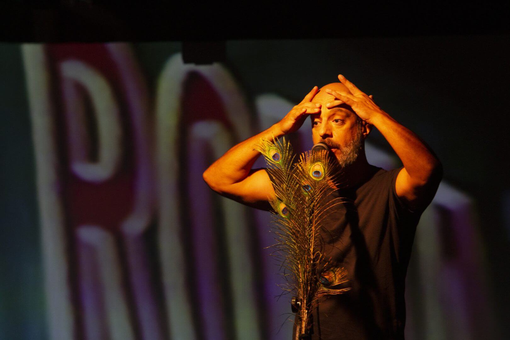 Renato Turnes apresenta Homens Pink em Florianópolis