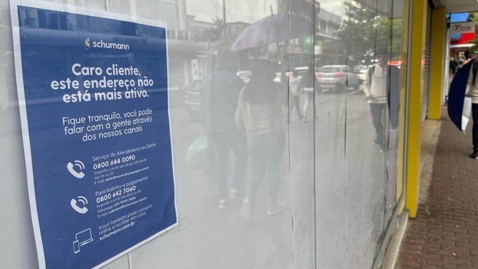 Loja fechada da Schumann em Blumenau