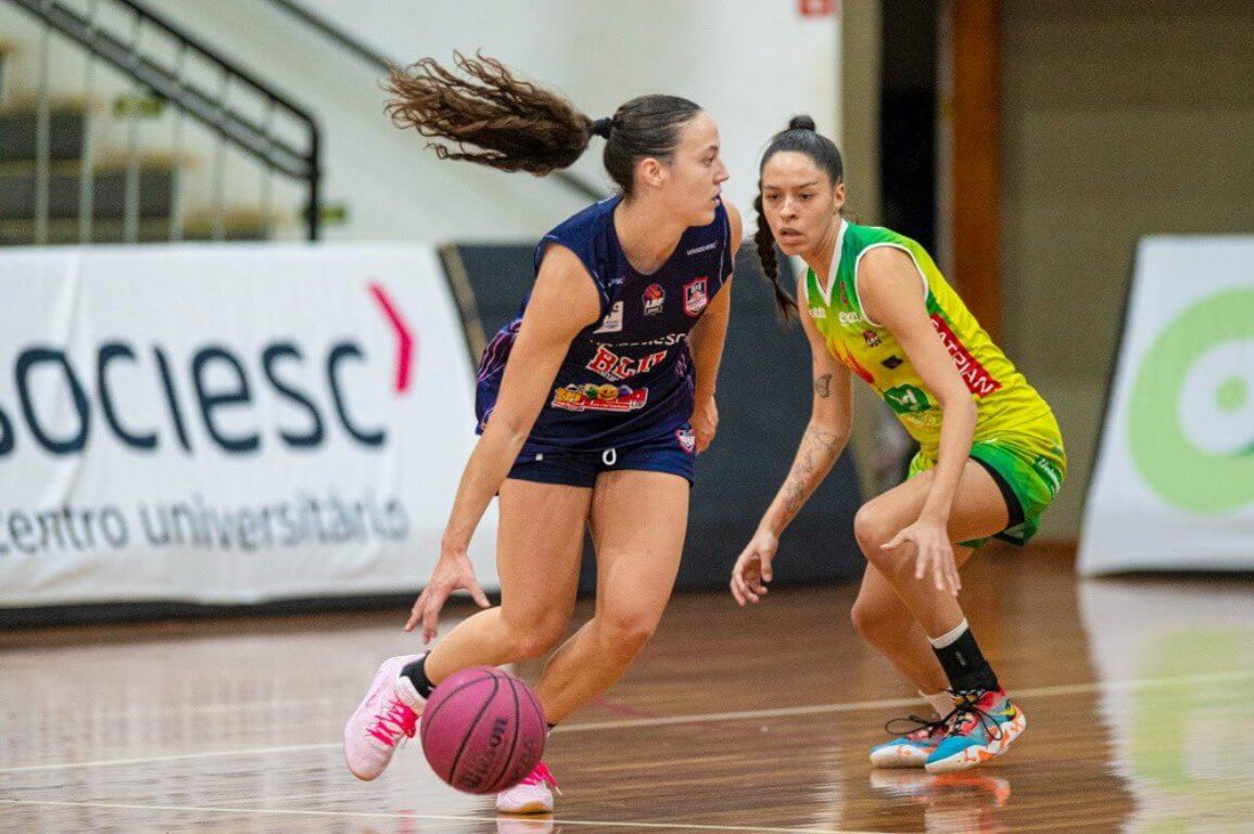 maria-albiero-basquete-feminino-blumenau