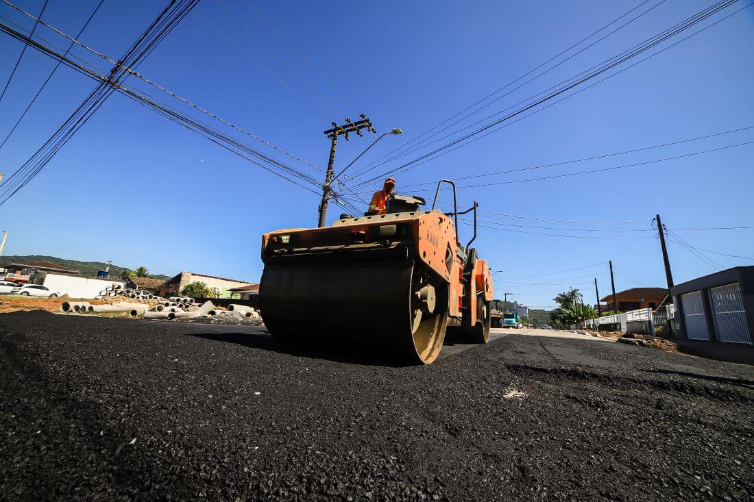 Déficit de pavimentação em Joinville é de 650 km