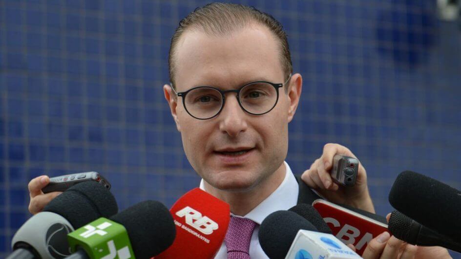 Zanin foi indicado por Lula