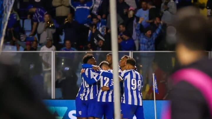 Avaí fez 2 x 0 no Sampaio Corrêa e interrompeu série de 11 jogos sem vencer na Série B