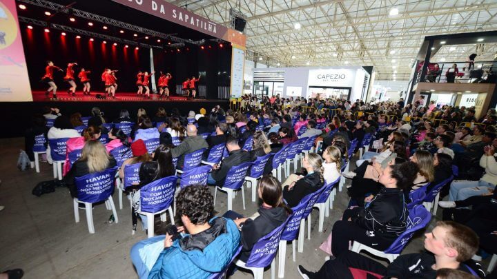 Edição do Jornal do Almoço no Festival de Dança de Joinville