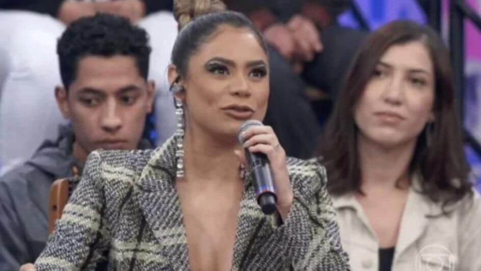Cantora Lexa falou sobre reconciliação com Guimê no Altas Horas