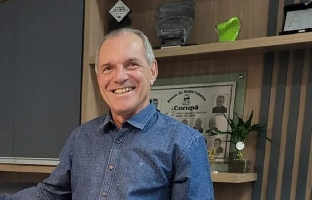 Prefeito é um dos investigados na Operação Mensageiro