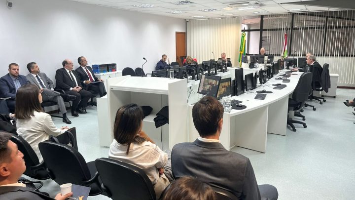Cinco prefeitos tiveram a denúncia analisada pelo TJ nesta quinta (27)