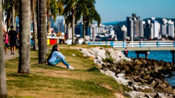 Frio e calor tem condições semelhantes as áreas desérticas