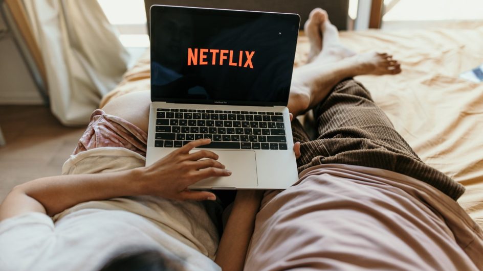 Por que a Netflix é diferente de um país para outro
