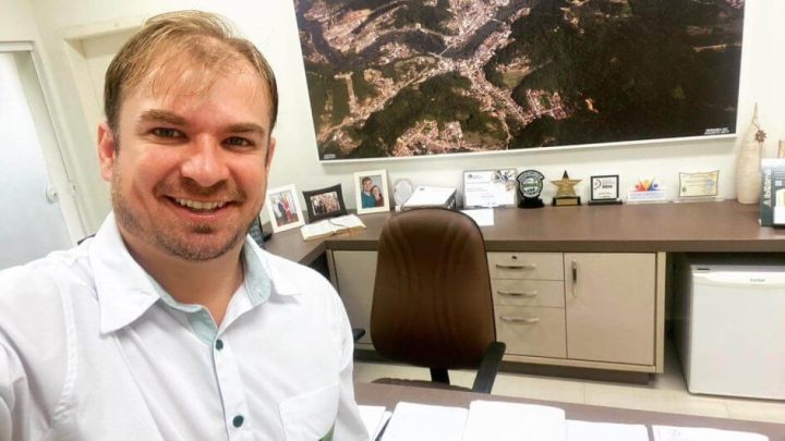 Adriano é um dos investigados pelo MP