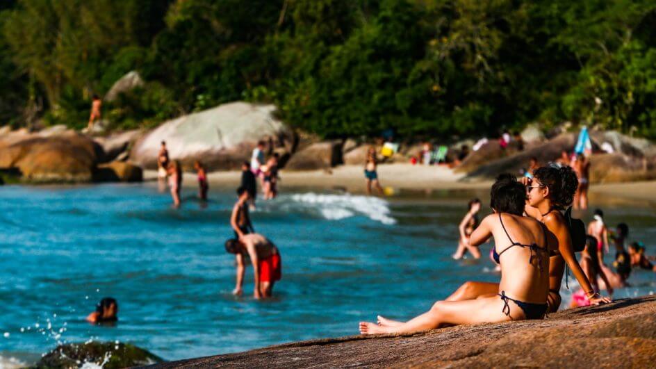 Praias de Florianópolis chamam a atenção de turistas de todo o mundo