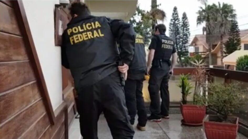 PF em casa de Balneário Camboriú