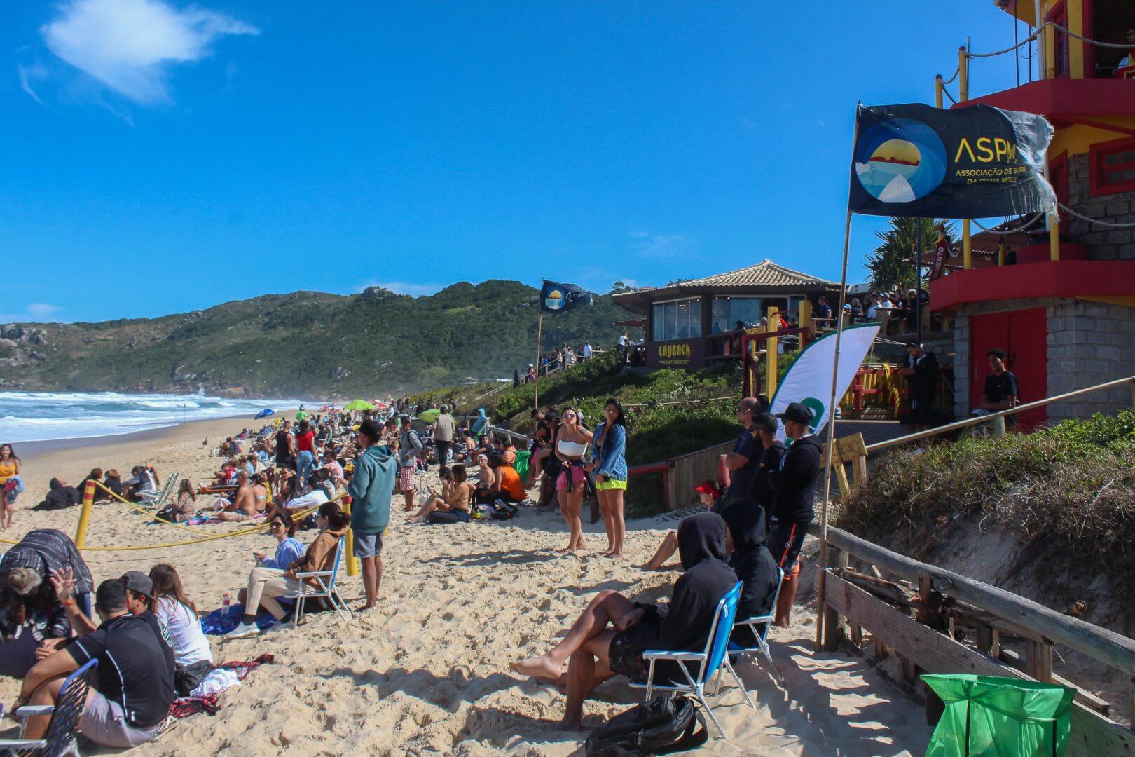 Praia Mole será o palco do Corona Dream Tour Floripa
