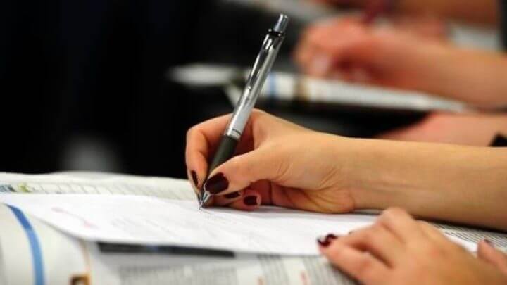 Universidade Gratuita deve começar a pagar bolsas em outubro, mas próxima oportunidade de ingresso será pelo vestibular de verão 2024