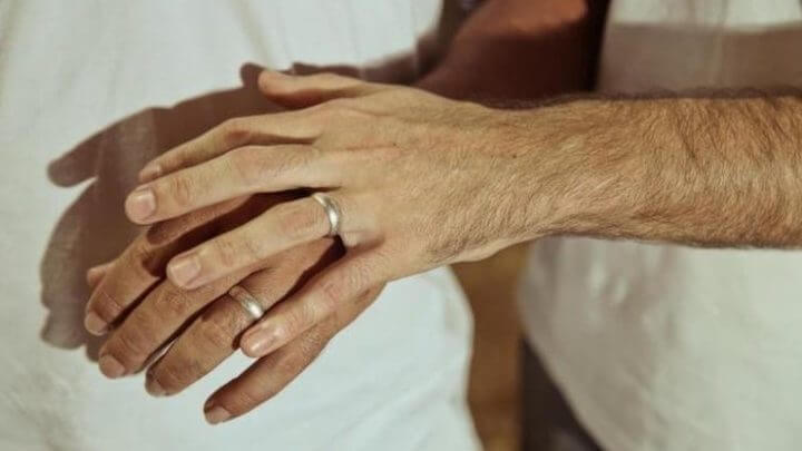 Alianças em casamento