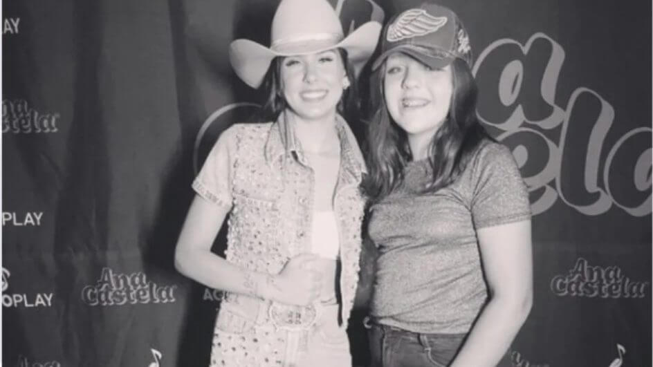 Ana Castela e a menina Bárbara, morta no sábado (19)
