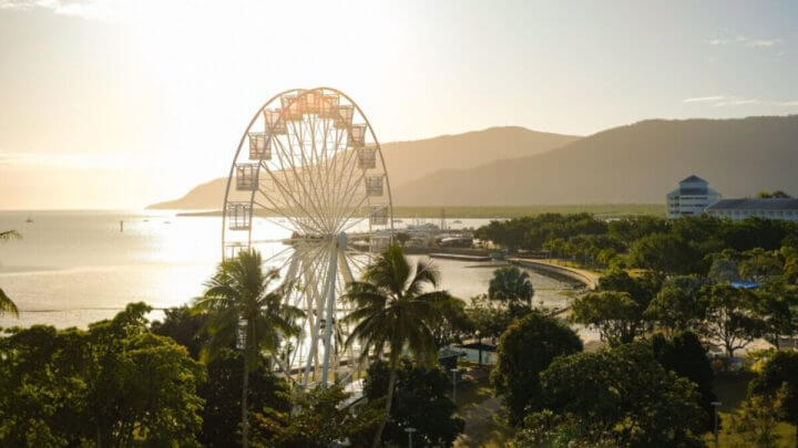 Vista panorâmica de cidade na Austrália