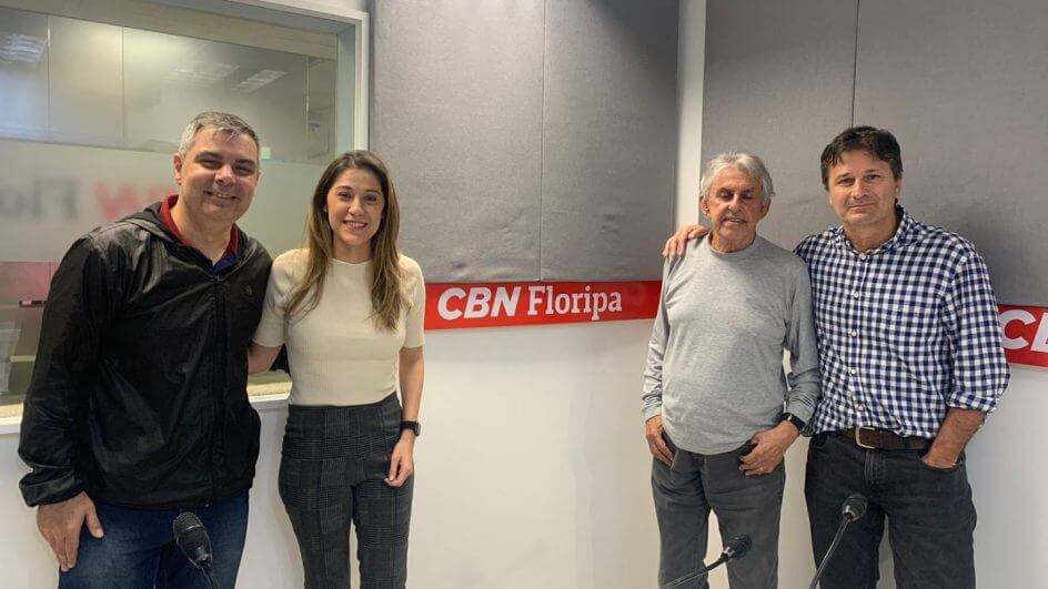 Rodrigo Faraco, Jéssica Cescon, Roberto Alves e Chico Lins (Foto: Leandro da Lapa/CBN Floripa)