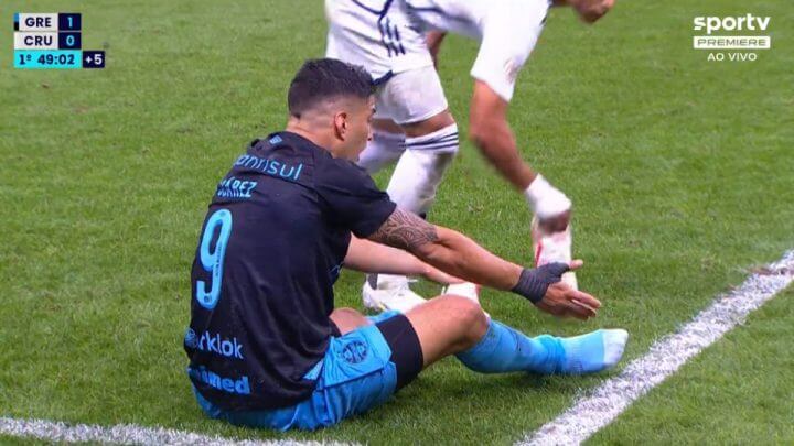 gremio-cruzeiro-brasileirao-luis-suarez