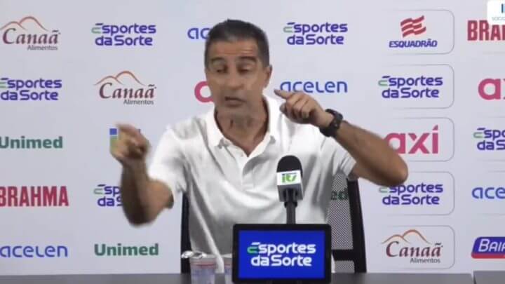 Paulo Paiva, técnico do Bahia
