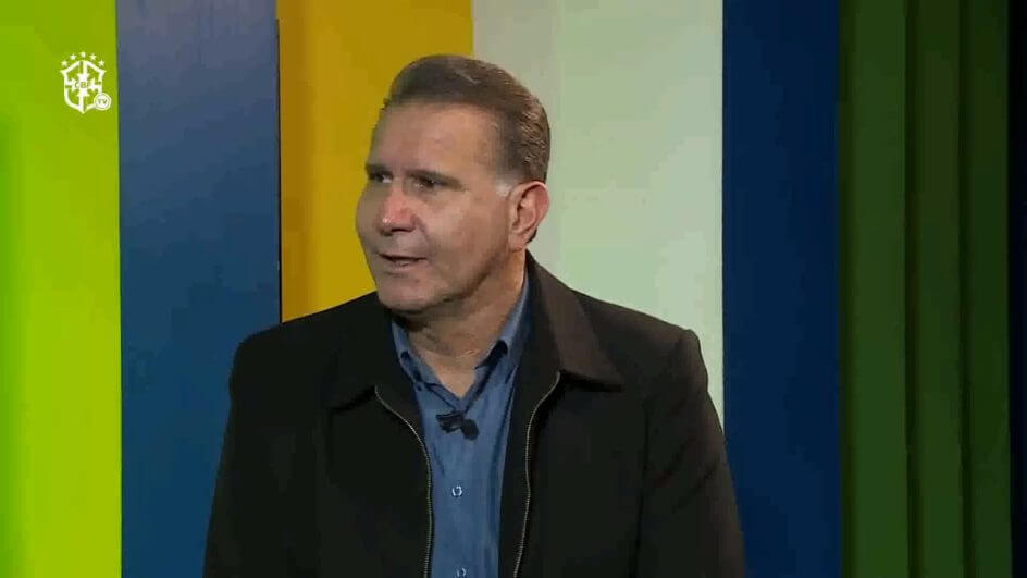 Chefe de arbitragem da CBF explica punição ao chutar bandeirinha de escanteio