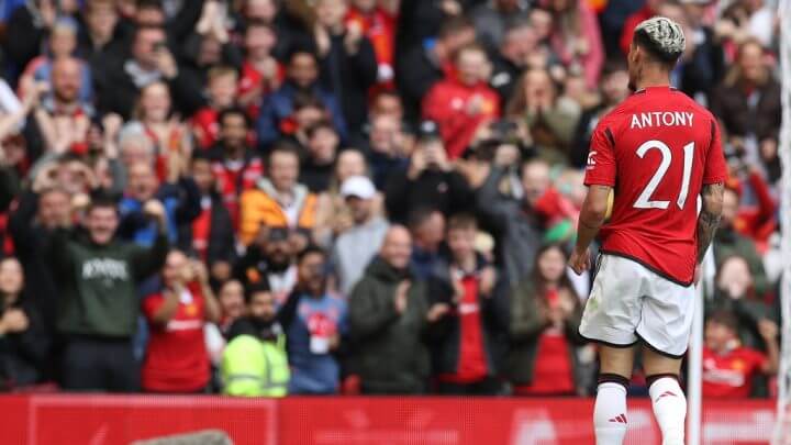 Antony, do Manchester United, foi desconvocado pelo técnico da Seleção Brasileira (Foto: reprodução/ Twitter pessoal Antony Santos)