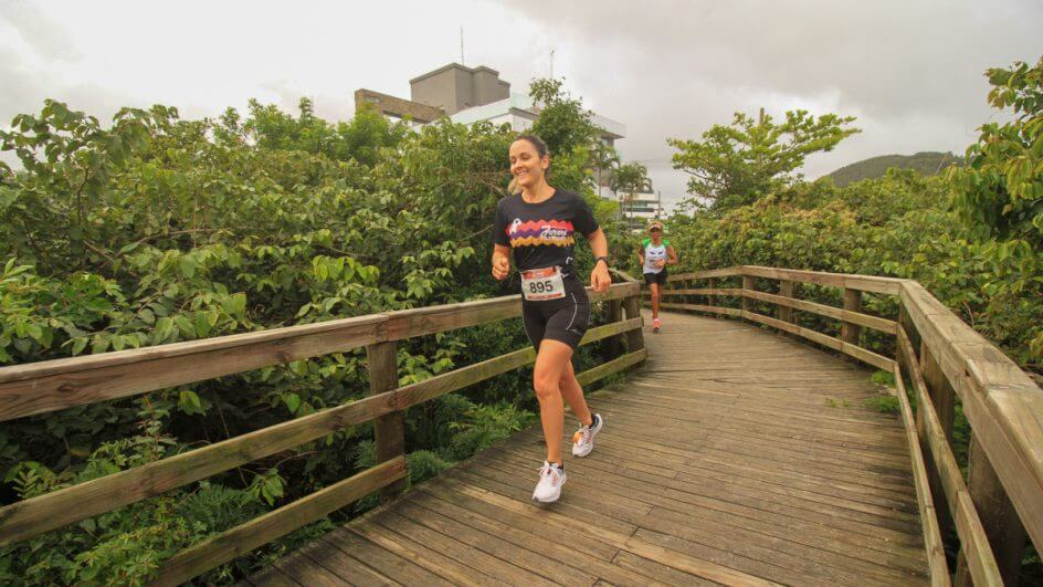 Maratona Jurerê terá premiação recorde de R$ 40 mil para quem fizer a marca abaixo de 2h13m39s. crédito Foco Radical Sportsland