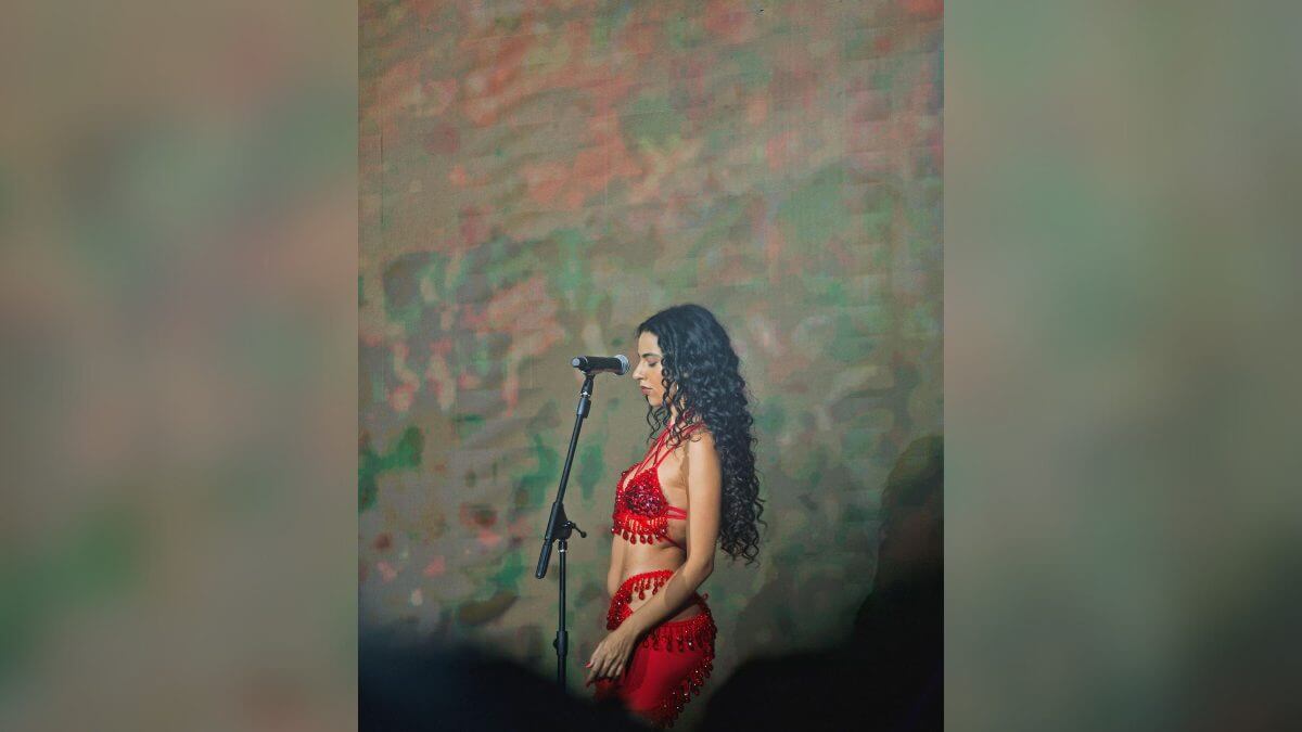 Marina Sena traz turnê “Vício Inerente” para  Florianópolis com show no Tum Festival 