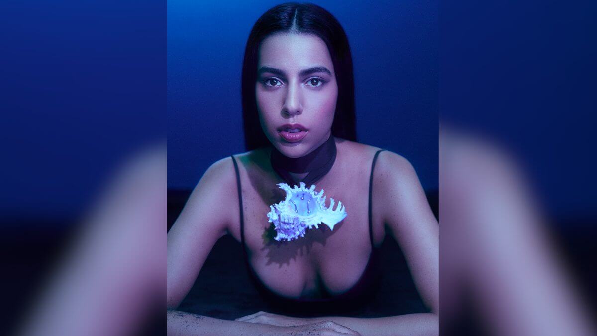 Marina Sena traz turnê “Vício Inerente” para  Florianópolis com show no Tum Festival 
