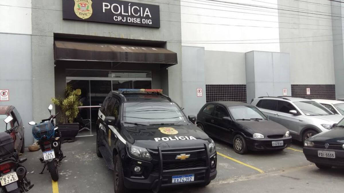 Grupo especializado em golpe do "falso leilão" é alvo de operação da polícia de SC
