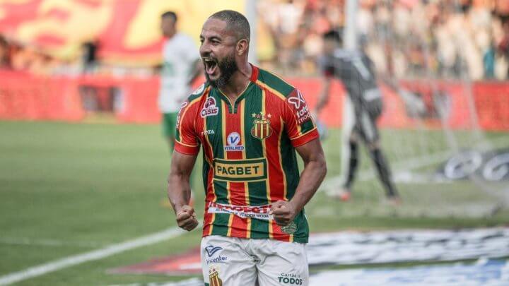 Sampaio Corrêa derrotou a Chapecoense por 2 a 0 (Foto: Ronald Felipe/Sampaio Corrêa)