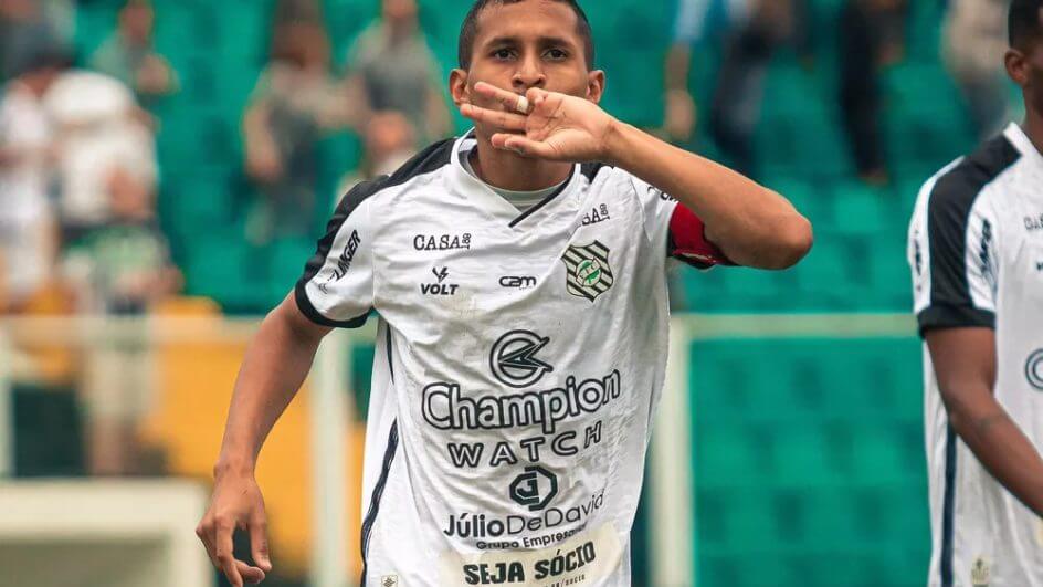 Andrew Figueirense — Foto: Patrick Floriani/FFC