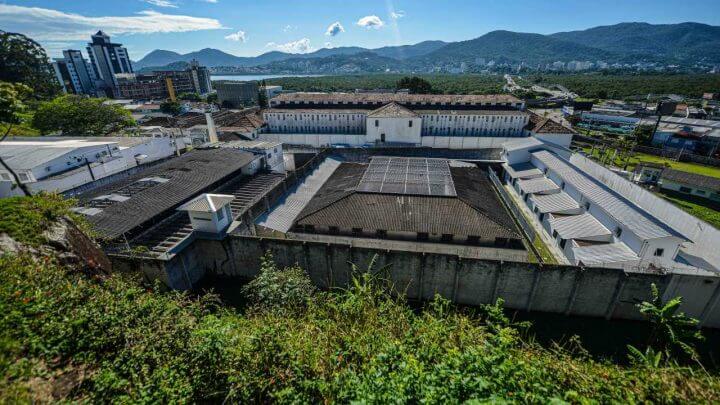 complexo-penitenciario-florianopolis-01